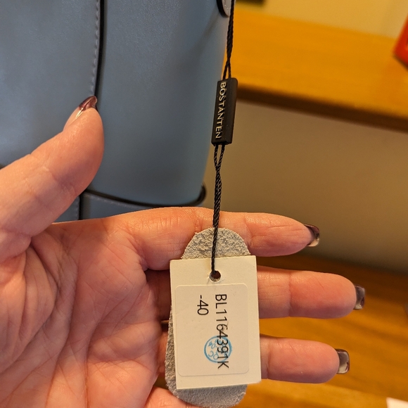 Bostonten Leather Tote Bucket Bag - Picture 5 of 7